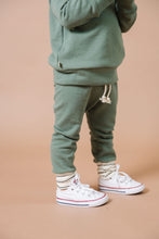 Load image into Gallery viewer, skinny sweats - orchard